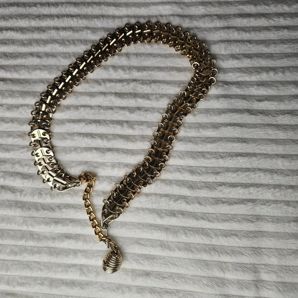 Vintage Women Gold Tone Metal Scale Link Adjustable Chain Belt 34 Glam 90s Y2K